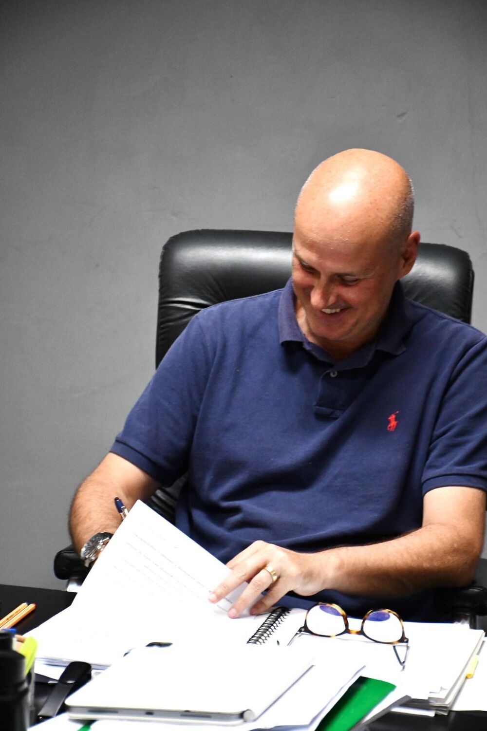 Prefeito Tande Vieira assina decreto que reforça ecossistema de inovação em Resende