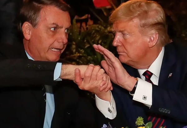 Donald Trump lamenta prisão de Jair Bolsonaro: ‘só acho uma pena’
