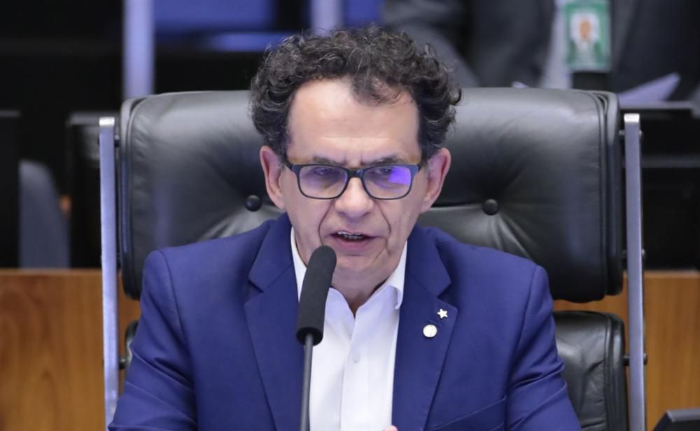 Fim da 'Brecha Ramagem': deputado Reimont apresenta PL que obriga comunicação imediata à Interpol em casos de suspensão ou cancelamento de passaporte