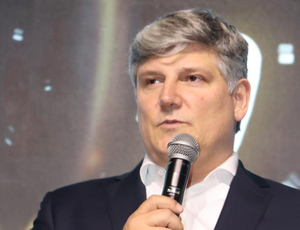 Apolo Síndicos Profissionais recebe Prêmio de Empresa Inovadora Brasil–EUA 2025 e lança sistema de franquias