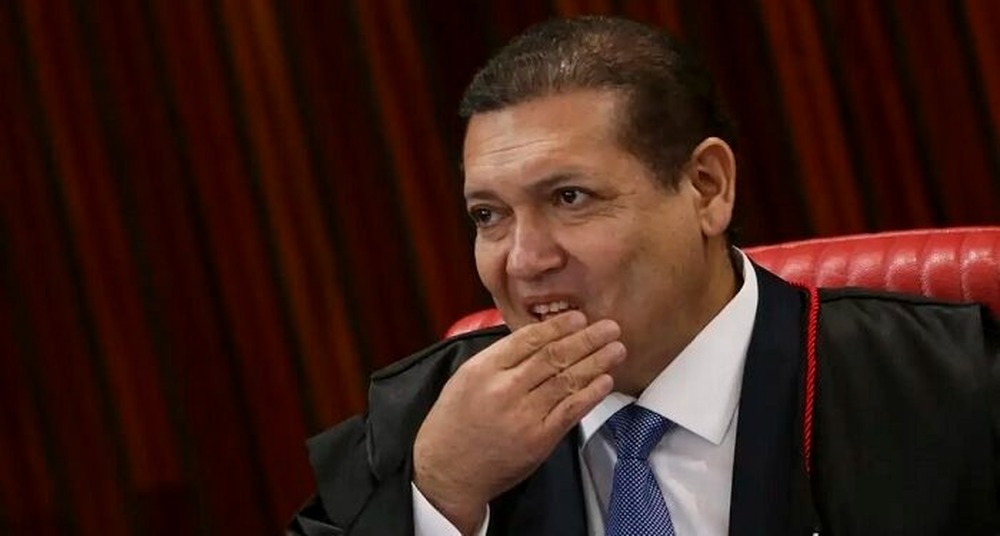 O contorcionismo jurídico que abre a porta para o terceiro mandato em Presidente Kennedy ES
