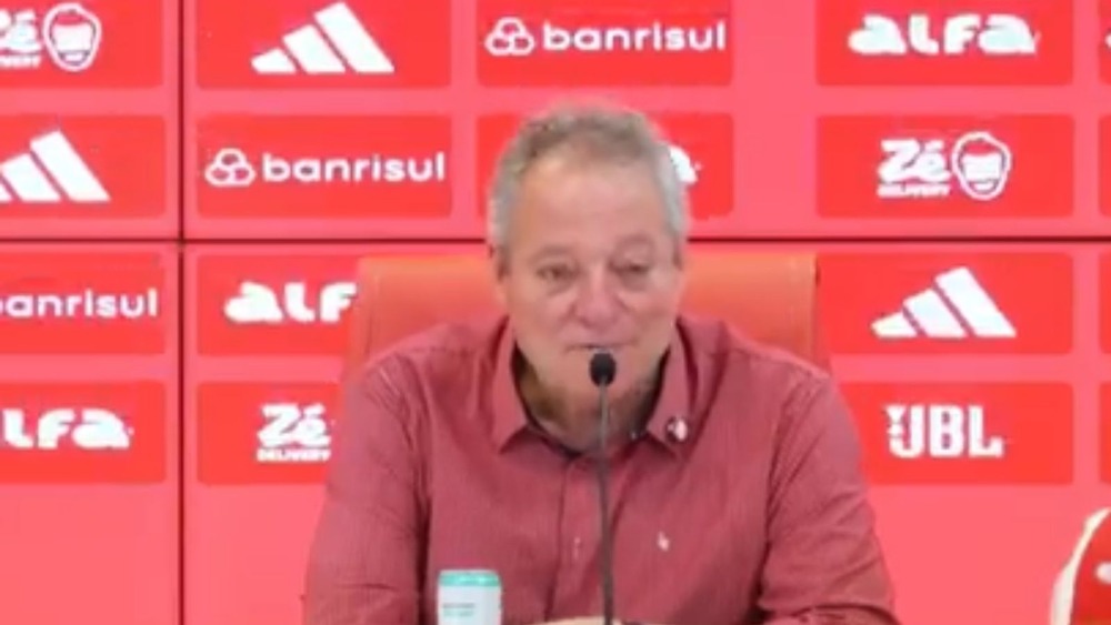Abel Braga gera polêmica com frase homofóbica e se retrata nas redes