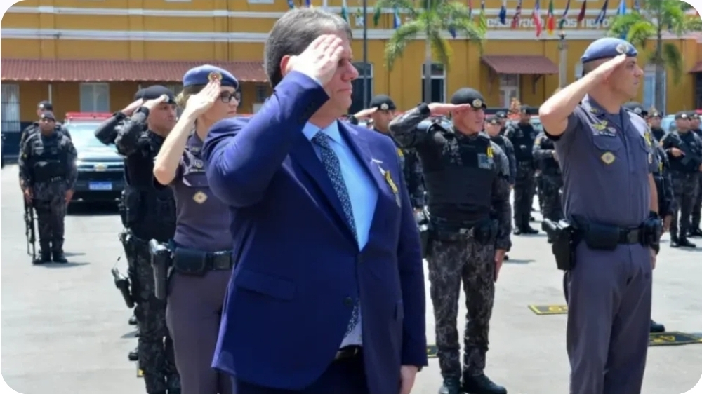 Conexões explosivas: Magro, Refit, governo Tarcísio em SP e o general Ramos