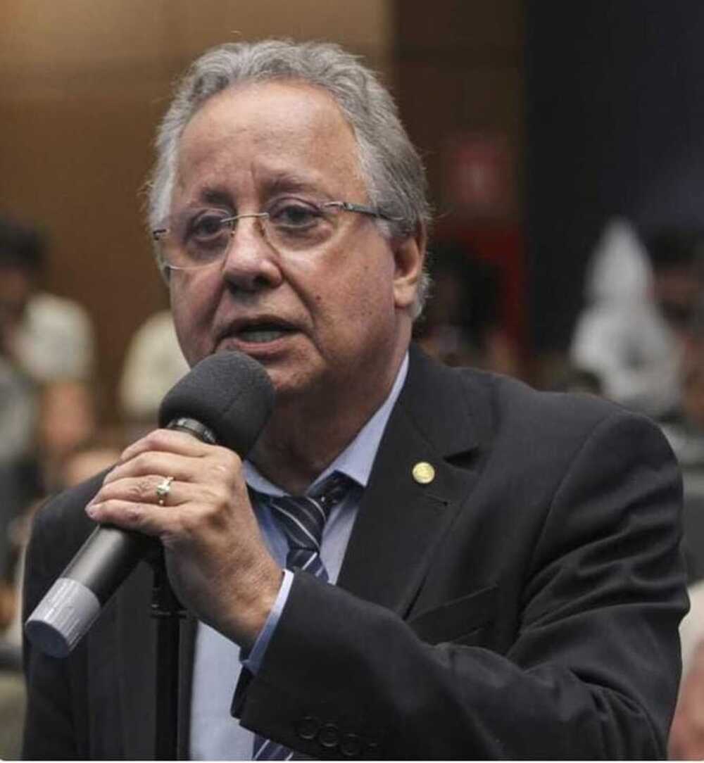 No Dia Nacional do Samba velhas-guardas das escolas são consideradas Patrimônio Cultural e Imaterial do Rio de Janeiro