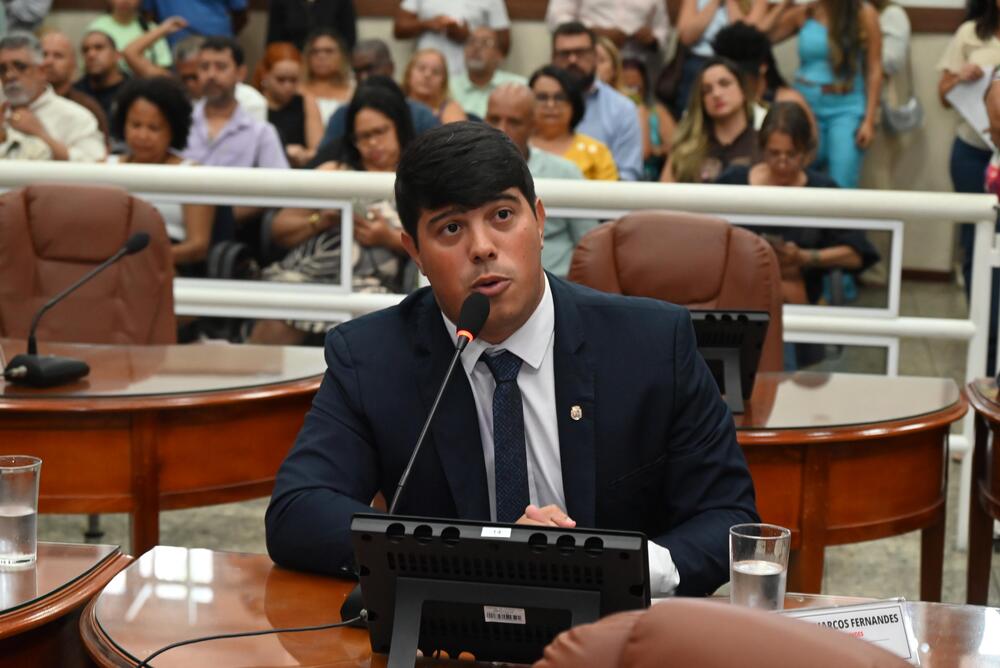 THADEU DO MARCOS FERNANDES LEVANTA A BANDEIRA DA INCLUSÃO E CRIA A SEMANA MUNICIPAL DA PESSOA COM DEFICIÊNCIA INTELECTUAL E MÚLTIPLA