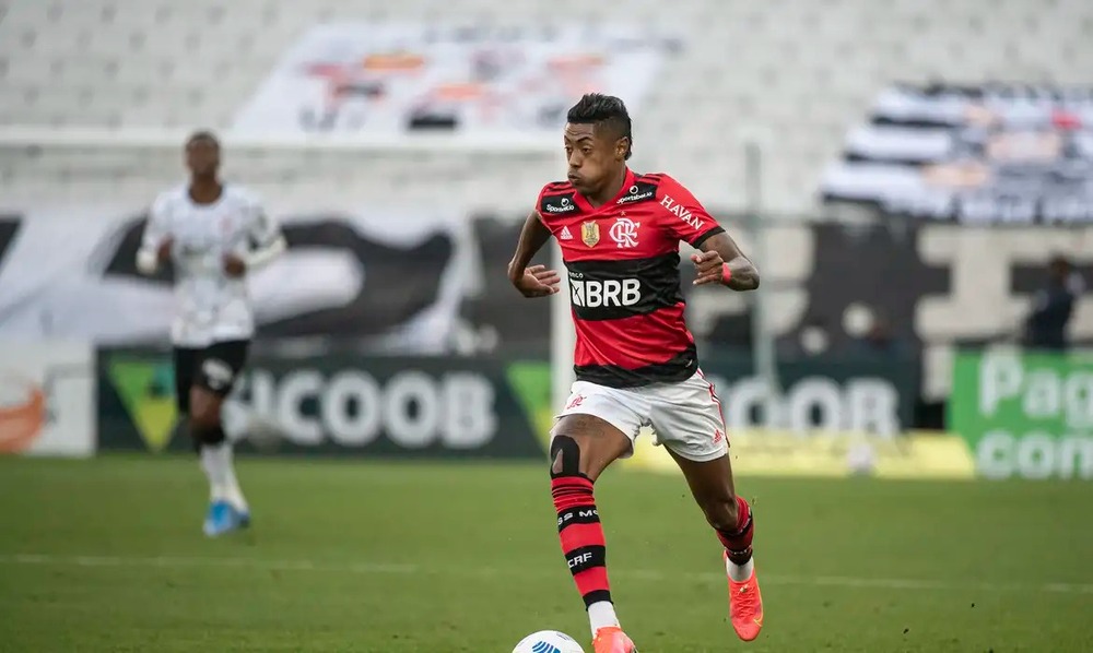 Justiça diz que Bruno Henrique é réu por estelionato