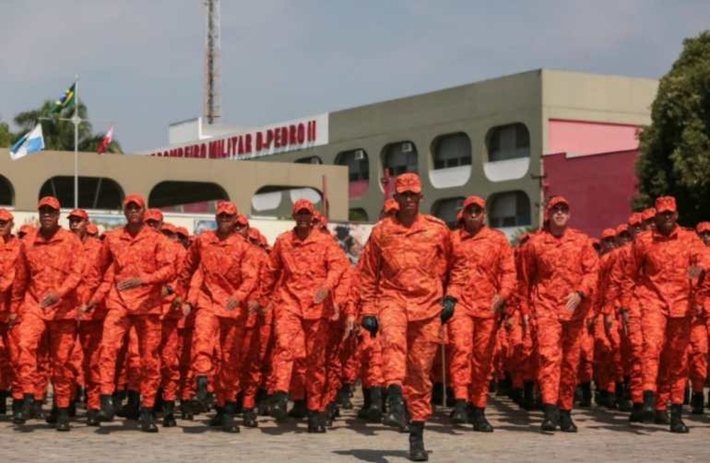 Governo do Estado publica edital para concurso dos Bombeiros com 50 vagas e salário de R$ 4,2 mil