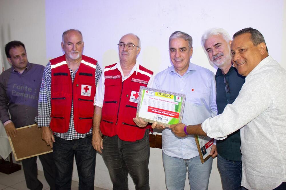  Cruz Vermelha de Nova Iguaçu recebe o secretário especial André Ceciliano: ensino técnico, juros menores e oportunidade para a juventude