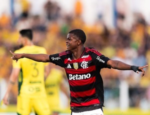 Campeão, Flamengo empata com o Mirassol e encerra participação no Brasileirão