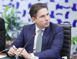Julgamentos sobre cassações de Carla Zambelli, Eduardo Bolsonaro, Glauber Braga e Alexandre Ramagem avançam