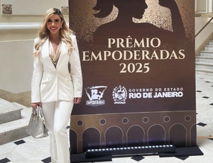Diretora do Detran Mulher RJ, Daiane Luna, prestigia o Prêmio Empoderadas 2025 no Copacabana Palace