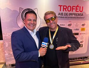 DJ Português emociona-se ao receber Moção Honrosa no Troféu AIB 2025
