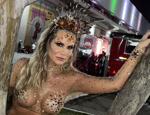 Musa Fitness Isis Camargo traduz potência, luxo e protagonismo em festa dos sambas-enredo do Carnaval de SP 2026