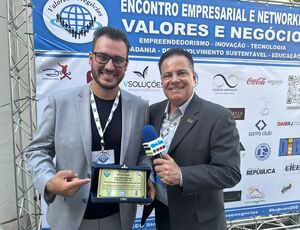 Cristiano Gerardão revela planos políticos e destaca projetos turísticos de Capitólio durante premiação