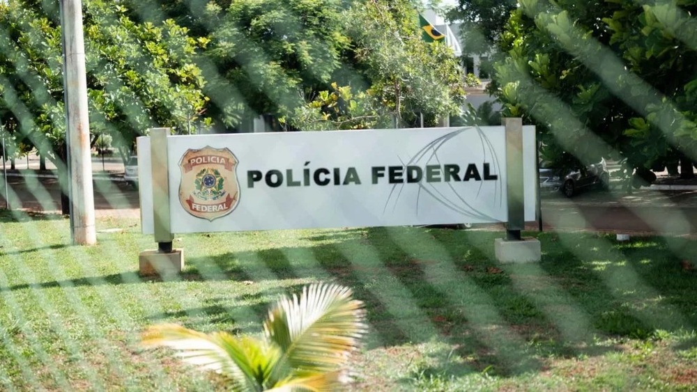 PF faz operação contra irregularidades em emendas e mira assessora ligada a Lira