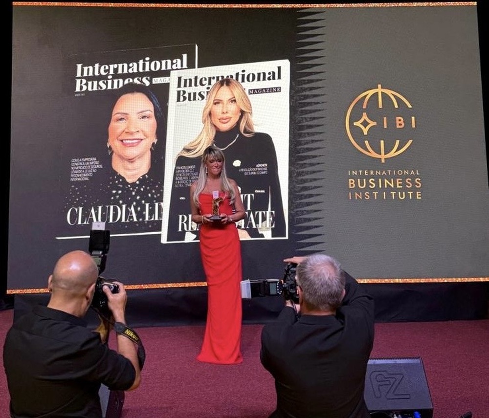 Mônica Paixão é reconhecida como Personalidade Feminina do Ano em Empreendedorismo pelo International Business Institute