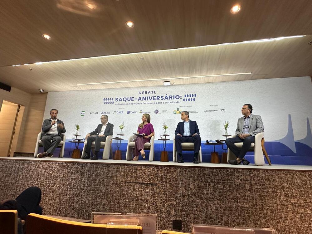 DEBATE DA EDITORA GLOBO SOBRE AS  NOVAS REGRAS DO SAQUE DO TRABALHADOR