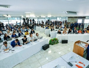 Lula afirma que sua equipe não perde penaltis e a economia está pronta para a redução da jornada de trabalho 6 por 1