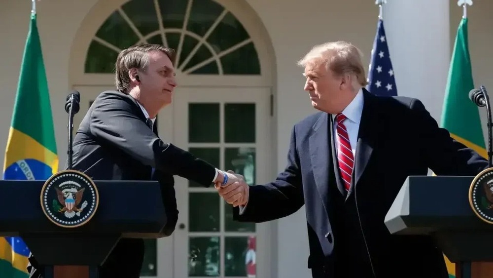 Aliado de Trump, governo Bolsonaro monitorou apoio militar de Putin para Maduro