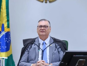 Dino suspende manobra do Congresso para retomar emendas do orçamento secreto