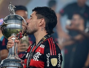 Arrascaeta é finalista no tradicional prêmio Rei da América