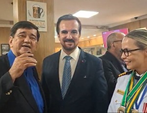 Sérgio Chamone Cônsul honorário recebe título de cidadão benemérito e anuncia Dia da Finlândia no Instituto Cultural