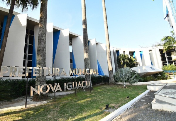 Prefeitura de Nova Iguaçu paga dezembro hoje( 30); folha soma R$ 63 milhões para 11.819 servidores ativos, 3.865 aposentados e 993 pensionistas