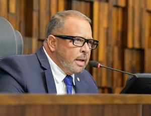 Presidente da Alerj convence Paes a retirar ação que travava repasses estaduais e evita paralisia dos serviços de saúde no interior