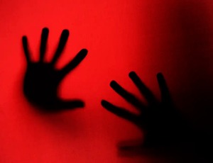 Mais de 71 mil mulheres foram vítimas de violência no RJ em 2025