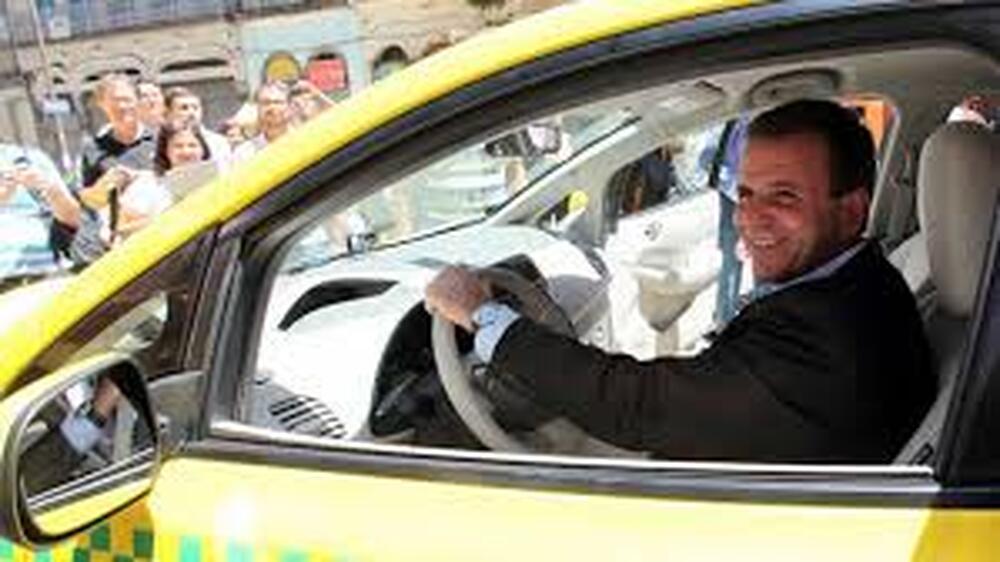 Depois da luz pública e ônibus mais caro no Rio: Paes aumenta táxi convencional, que sobe para R$ 6,30 e executivo para R$ 8,50 a partir de janeiro