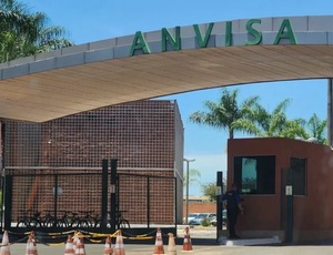 Entidades pedem que Anvisa suspenda agrotóxicos após novas descobertas científicas