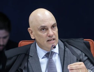 Moraes nega prisão domiciliar e mantém Bolsonaro preso na PF