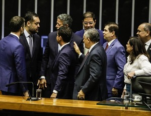 Castro formaliza pedido de adesão do Rio de Janeiro ao Propag