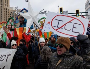 Milhares vão às ruas nos EUA contra a política migratória de Trump