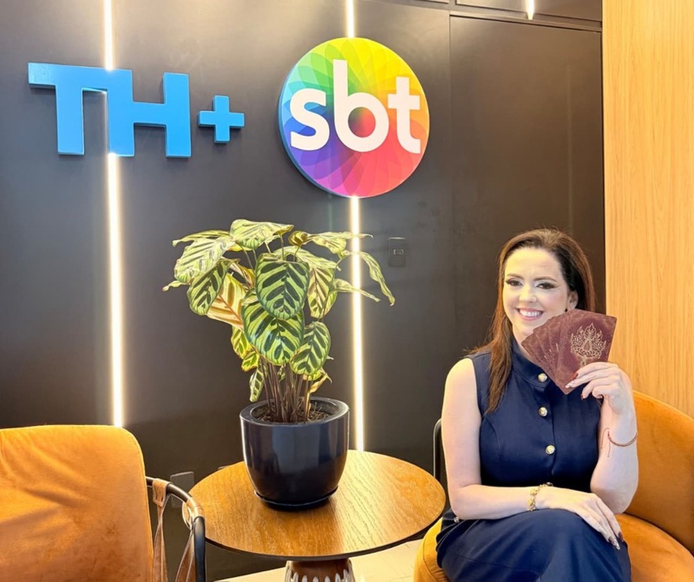 Taróloga Natalia Sagrada participa do programa Chega Mais Vale do SBT, e faz previsões bombásticas para 2026