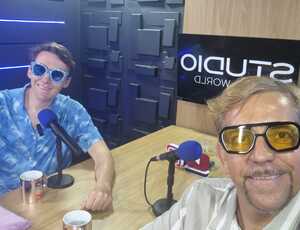 Tom Cridland se torna Sir El Tom: a jornada inspiradora do músico que venceu o alcoolismo através da música de Elton John