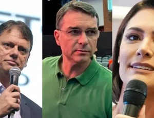 Ida de Bolsonaro a Papudinha gera ataques entres aliados de Michelle, Flávio e Tarcísio