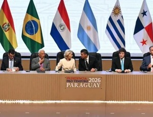 UE convoca reunião de emergência após anúncio de tarifas dos EUA