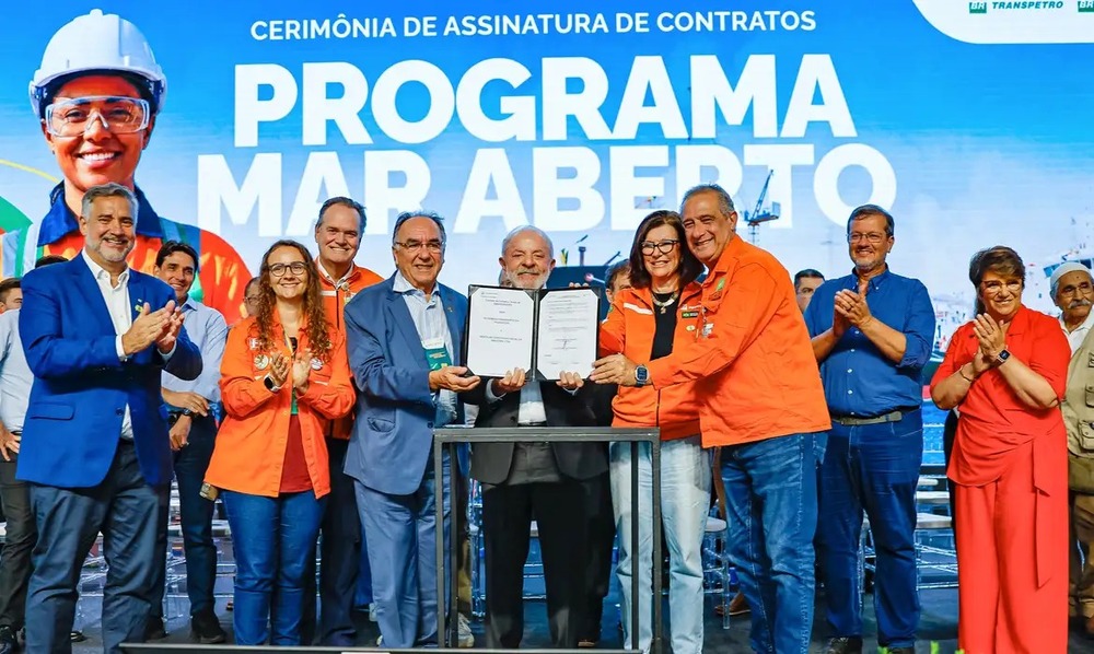 Petrobras assina contrato bilionário para fabricar navios no RS