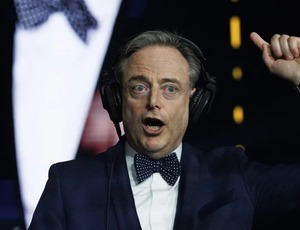 Europa precisa dizer não a Trump ou será escrava, diz premiê belga