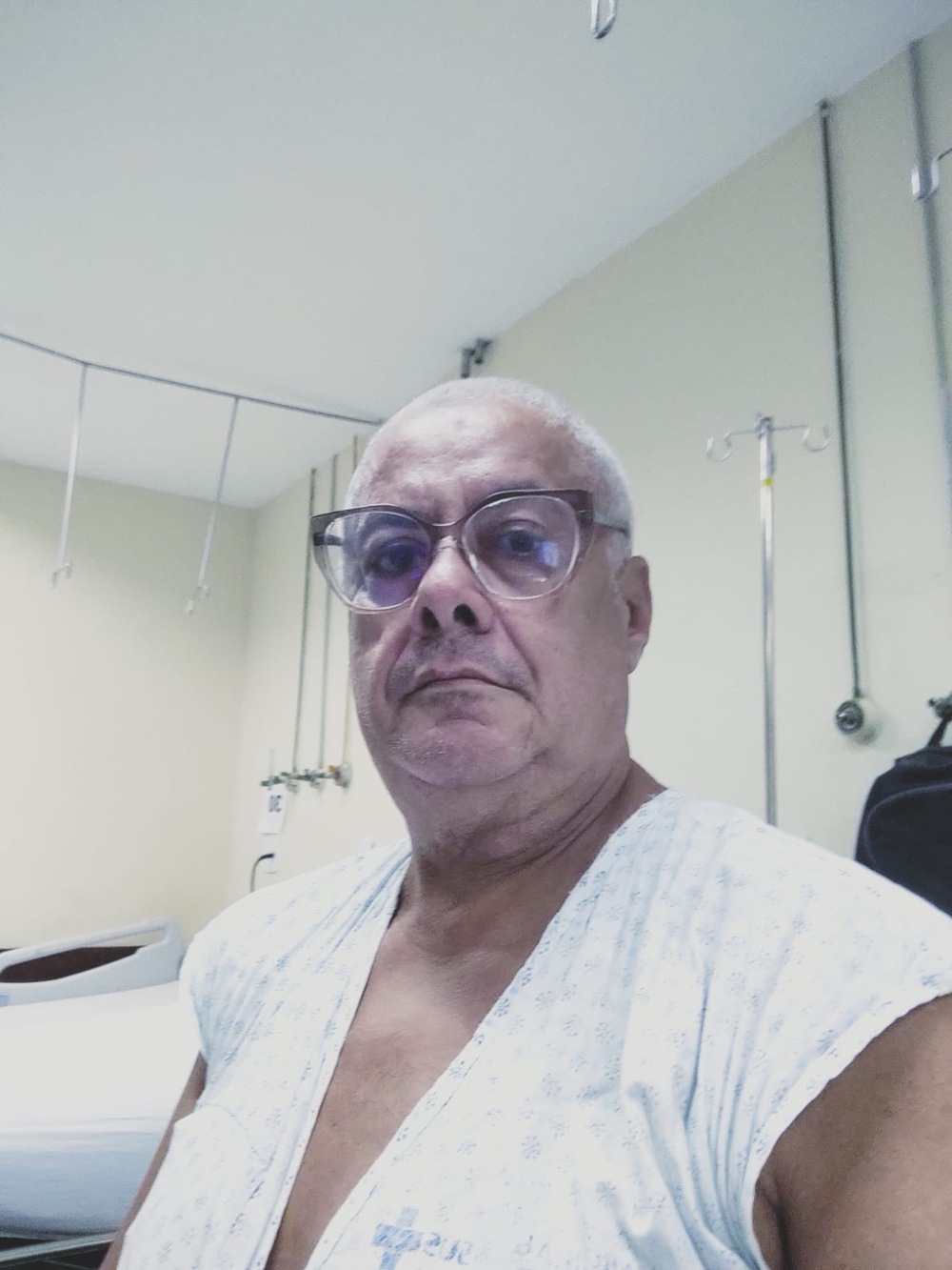 As informações sobre o estado de saúde de Neno Ferreira, liderança LGBT da Baixada Fluminense