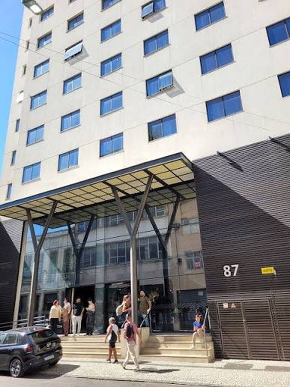 DENÚNCIA: Hotel Atlântico Prime, na Lapa, é acusado de câmeras escondidas, assédio e perseguição organizada junto à Quadrilha Organizada.