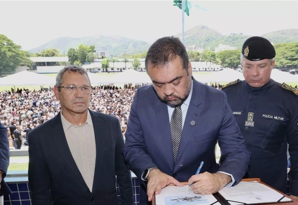 Castro autoriza a compra de helicóptero blindado americano por mais de R$ 70 milhões
