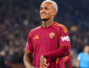 Flamengo fala em má-fé e quer sigilo em briga por R$ 16 milhões de Wesley na Roma 
