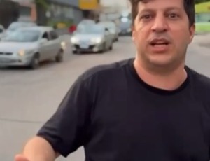 Dr. Robertinho escracha Light e bairro Califórnia vira refém do escuro em Nova Iguaçu: “isso é desumano!”