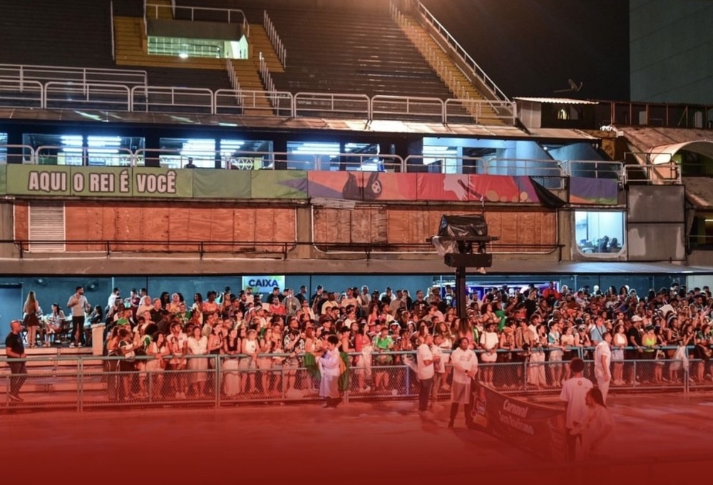 Camarote King reforça protagonismo ao ser o único espaço aberto durante ensaios da Série Ouro na Sapucaí