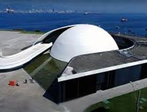 Prefeito de Niterói e Fundação Oscar Niemeyer selam parceria histórica no MAC
