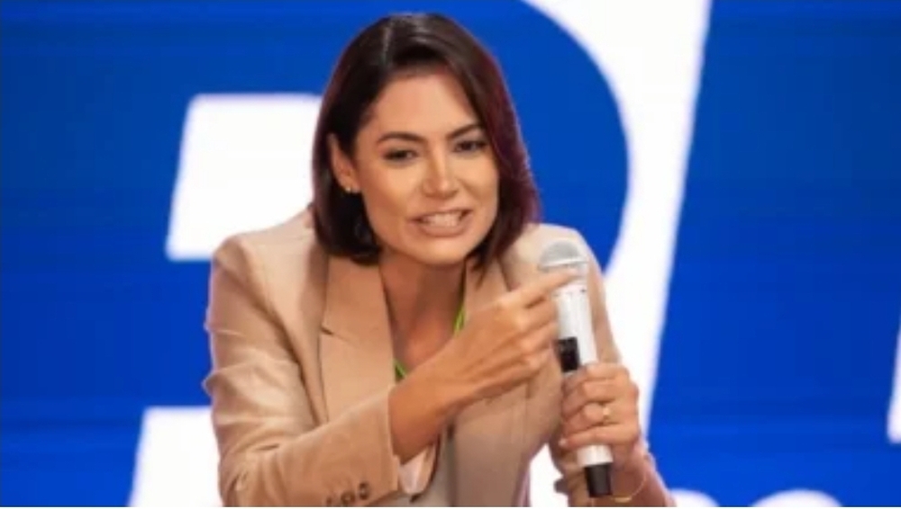 Michelle perde direito a auxílio-reclusão, pois tem salário de R$ 46 mil do PL e benefício é só para famílias pobres