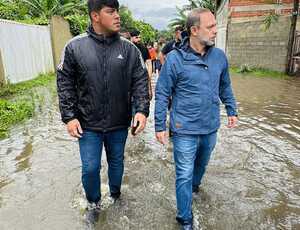 DUDU REINA E THADEU DO MARCOS FERNANDES ACOMPANHAM AÇÕES EMERGENCIAIS APÓS FORTE CHUVA EM NOVA IGUAÇU