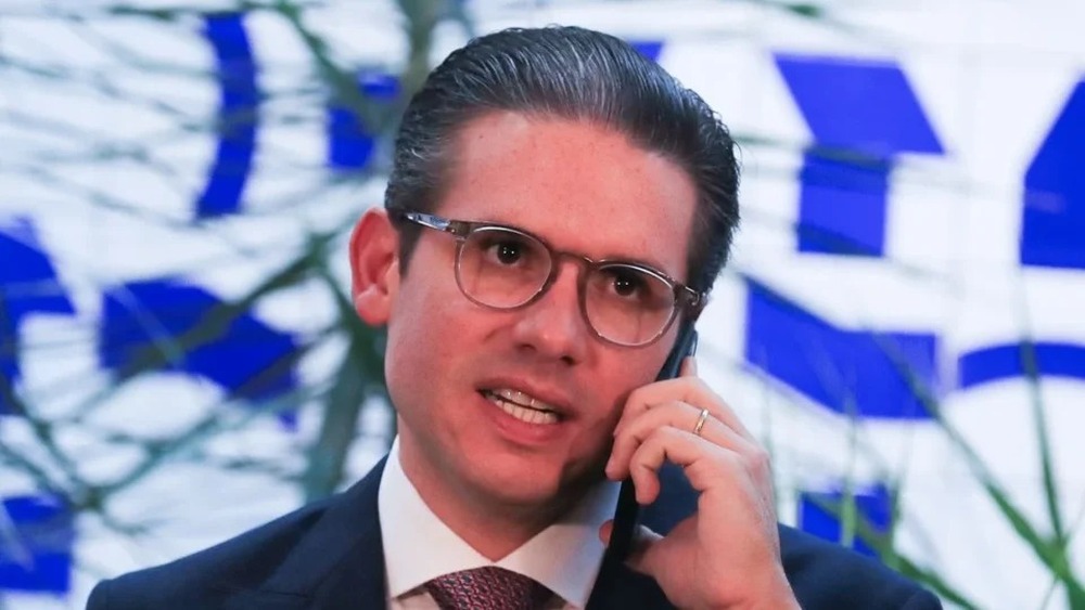Proposta que acaba com escala 6×1 avança e vai à CCJ da Câmara